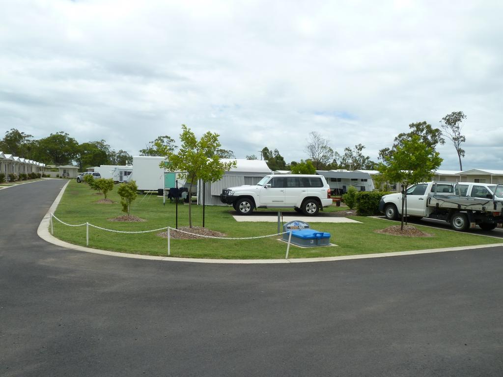 מלון Chinchilla Tourist Park מראה חיצוני תמונה